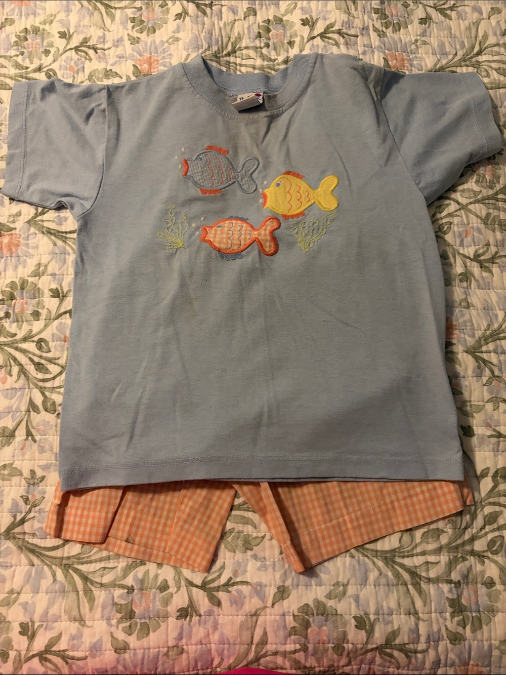 Light Blue Fish Appliqué Short-Sleeve Tee - Kids